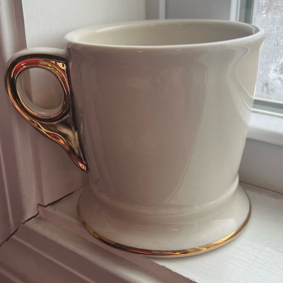 Anthropologie Limited Edition Golden Monogram Mug in Letter 'M' 13 oz - Picture 2 of 8